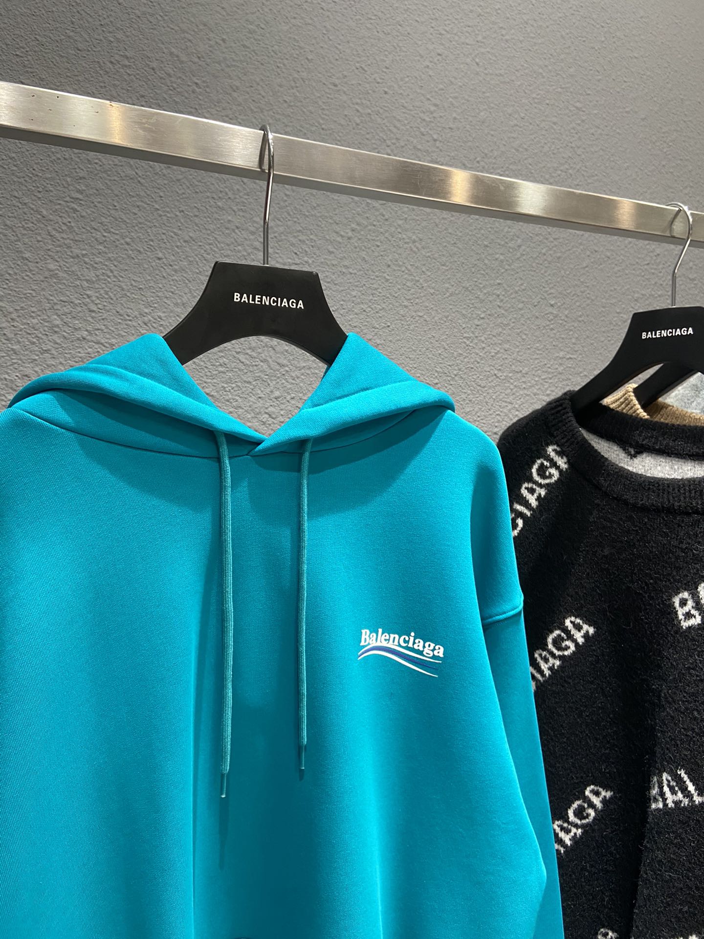 Balenciaga Hoodie Logo Medium Fit in Blue