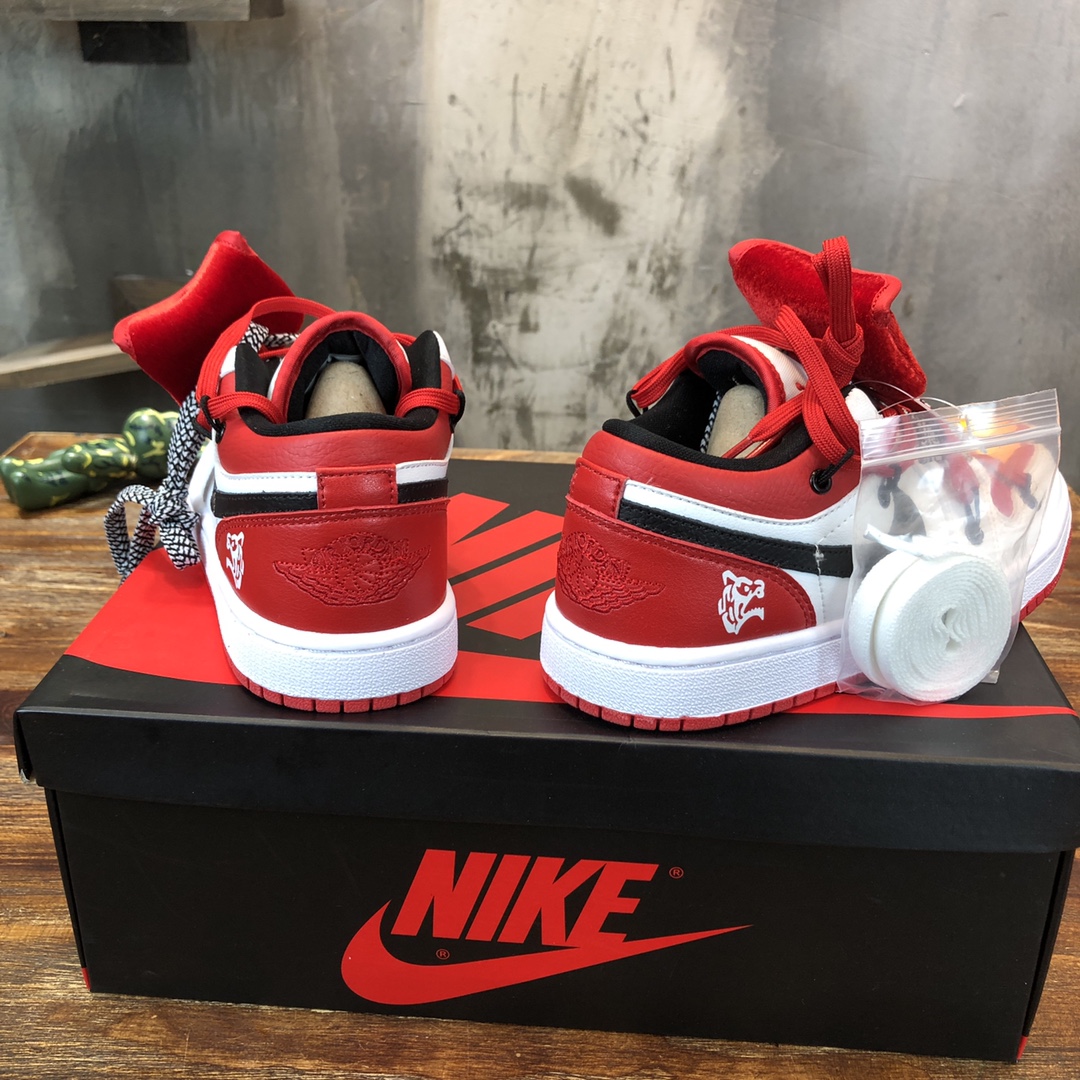 Nike Sneaker Air Jordan 1 Low Chicago