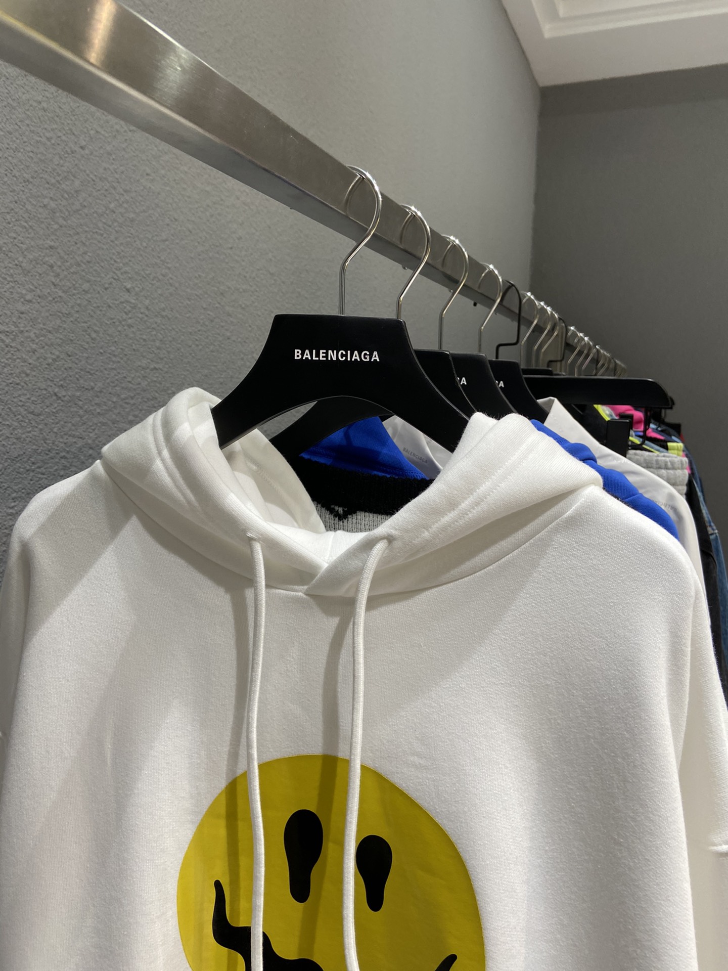 Balenciaga Hoodie Drip Peace Large Fit in White