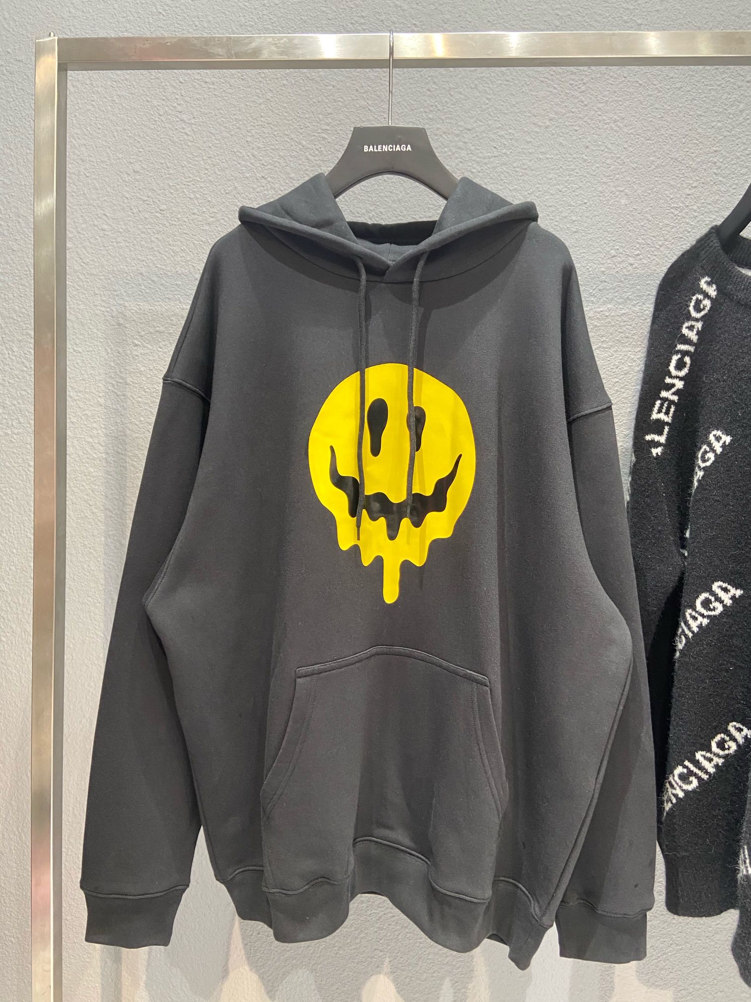 Balenciaga Hoodie Drip Peace Large Fit in Black