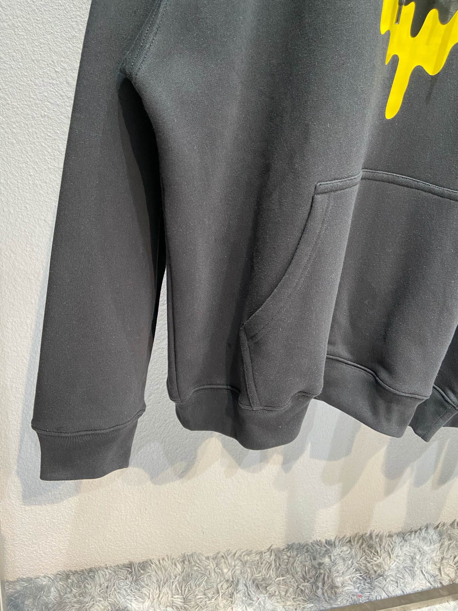 Balenciaga Hoodie Drip Peace Large Fit in Black