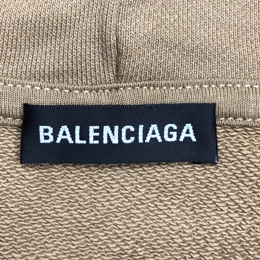 Balenciaga Hoodie BB Pixel Medium Fit in Brown