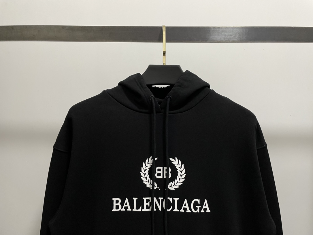 Balenciaga Hoodie BB Pixel Medium Fit in Black