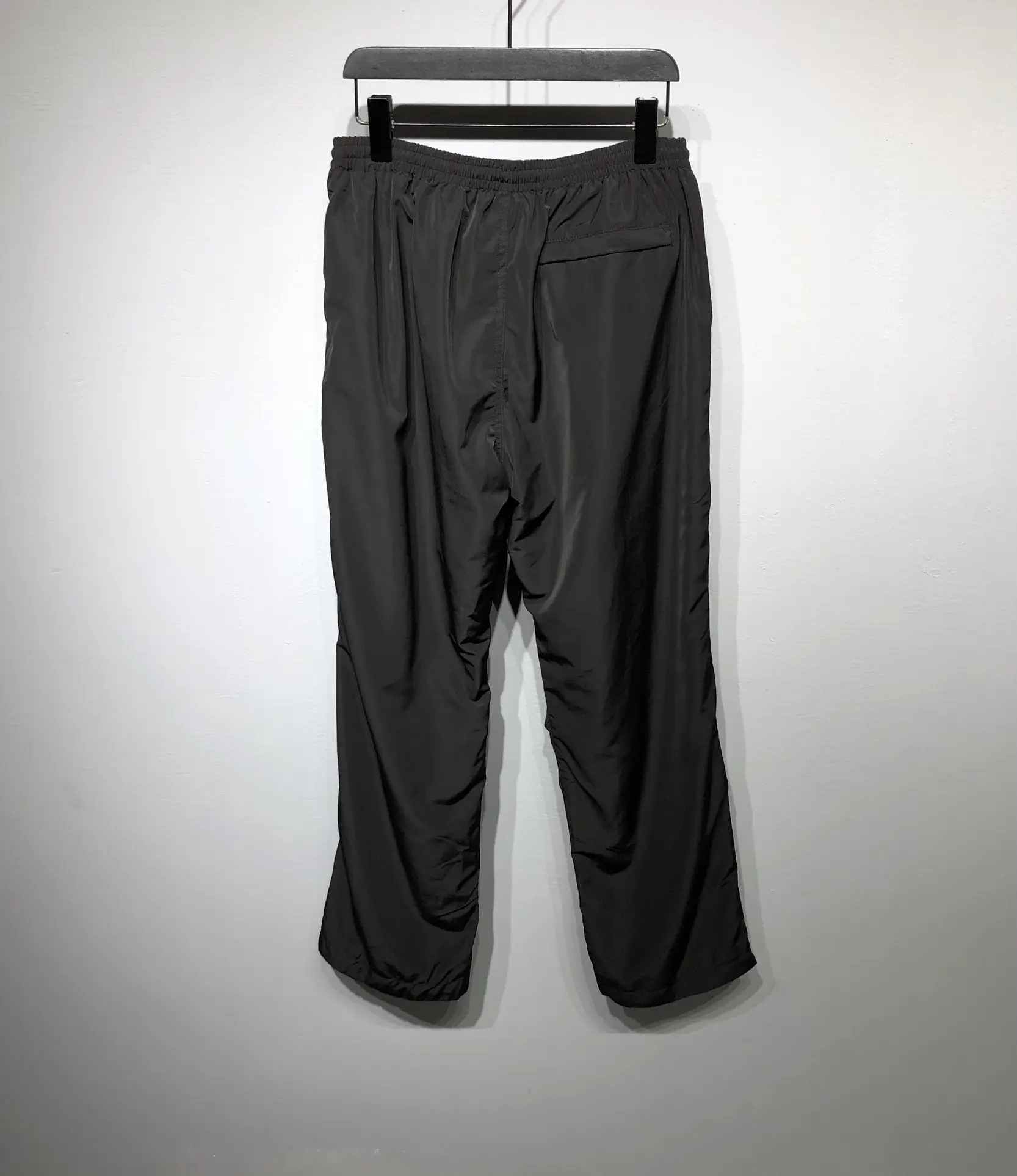 BALENCIAGA 2022SS fashion trousers in black