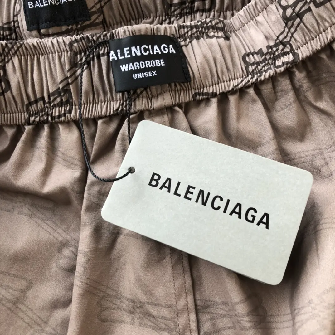 BALENCIAGA 2022SS fashion shorts in brown