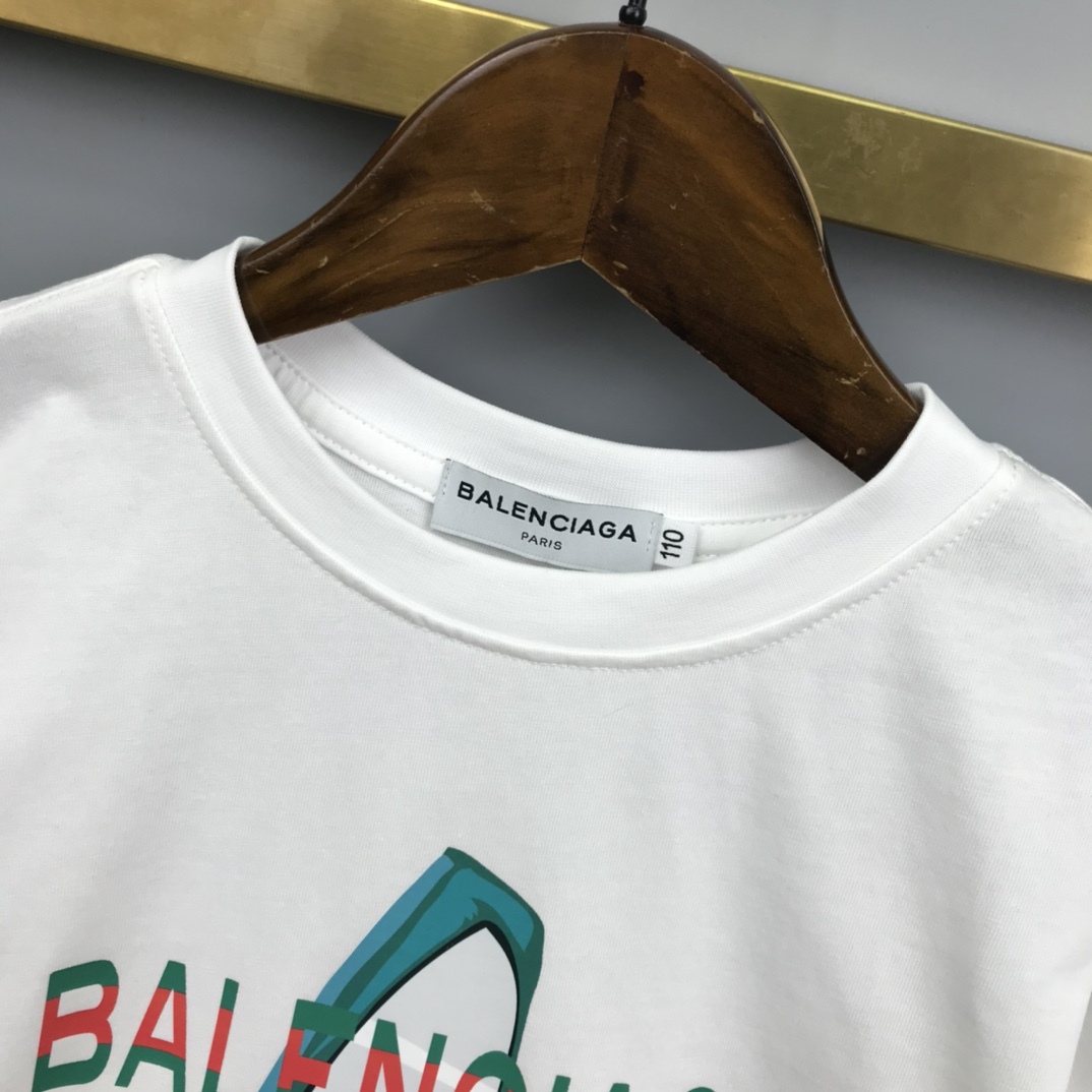 Balenciaga 2022 Children T-shirt and Shorts Set