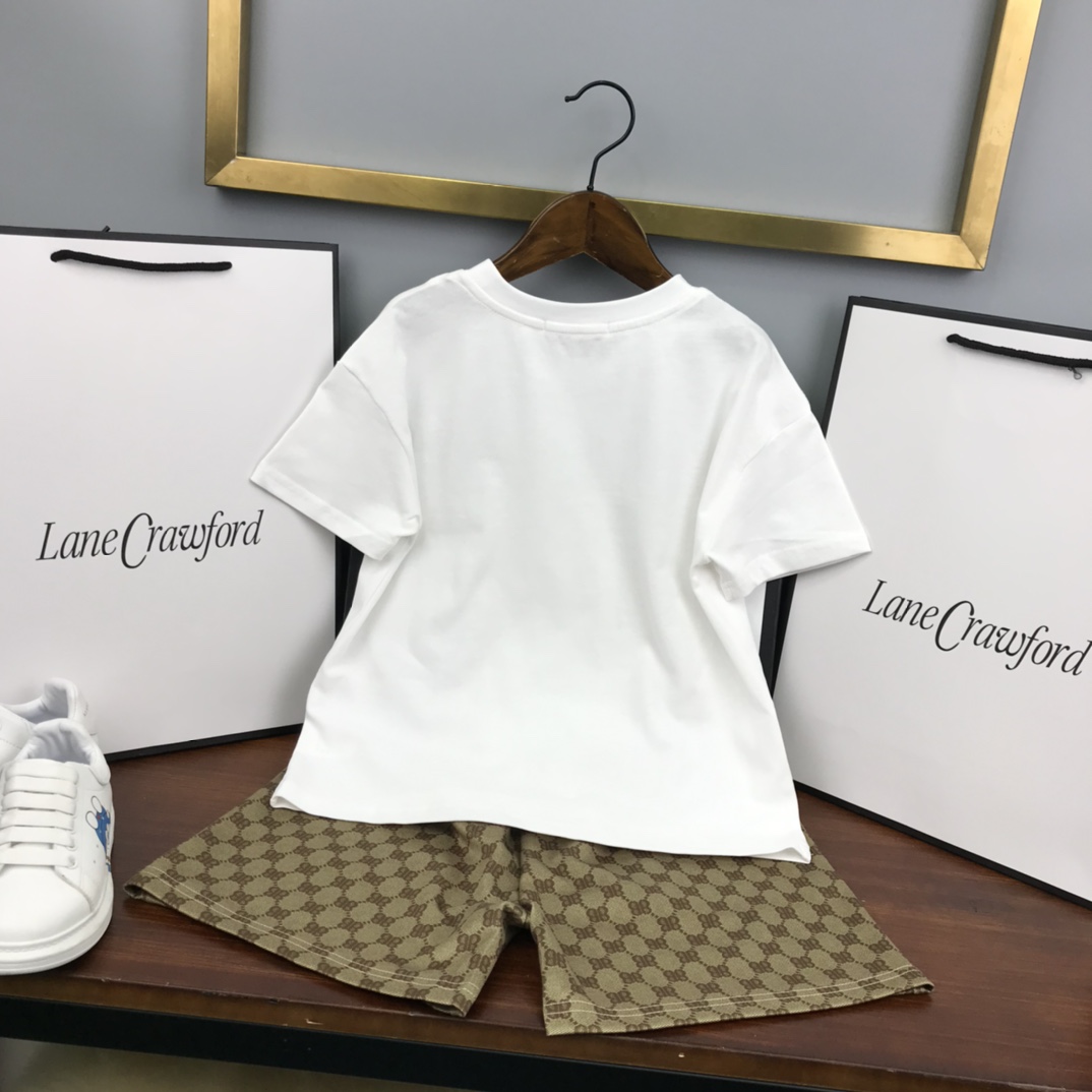 Balenciaga 2022 Children T-shirt and Shorts Set