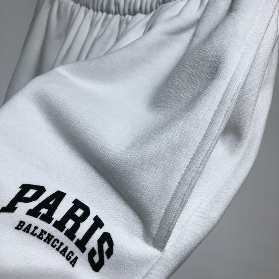 BALENCIAGA 2021 Fashion Shorts