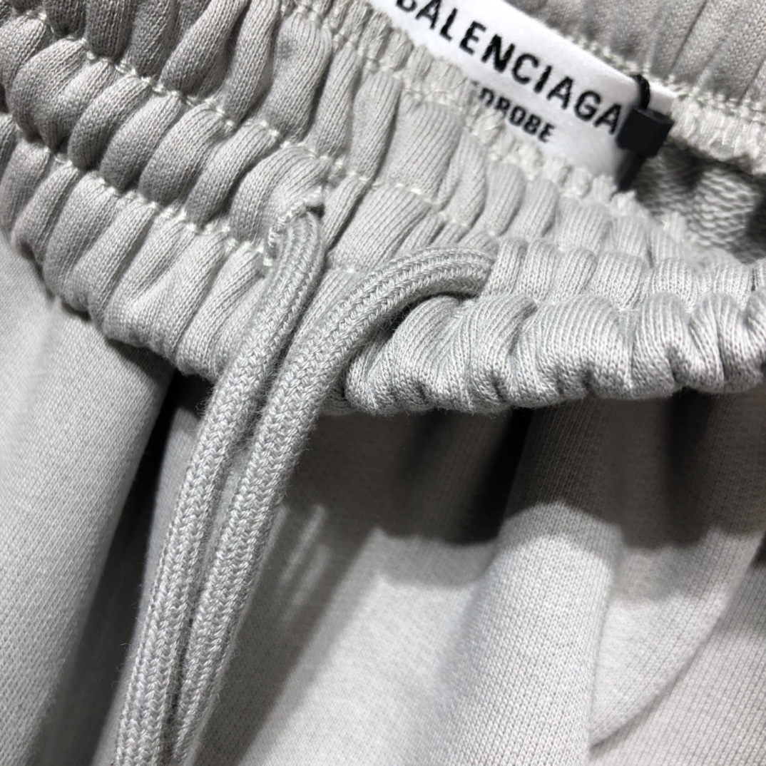 BALENCIAGA 2021 Fashion Shorts