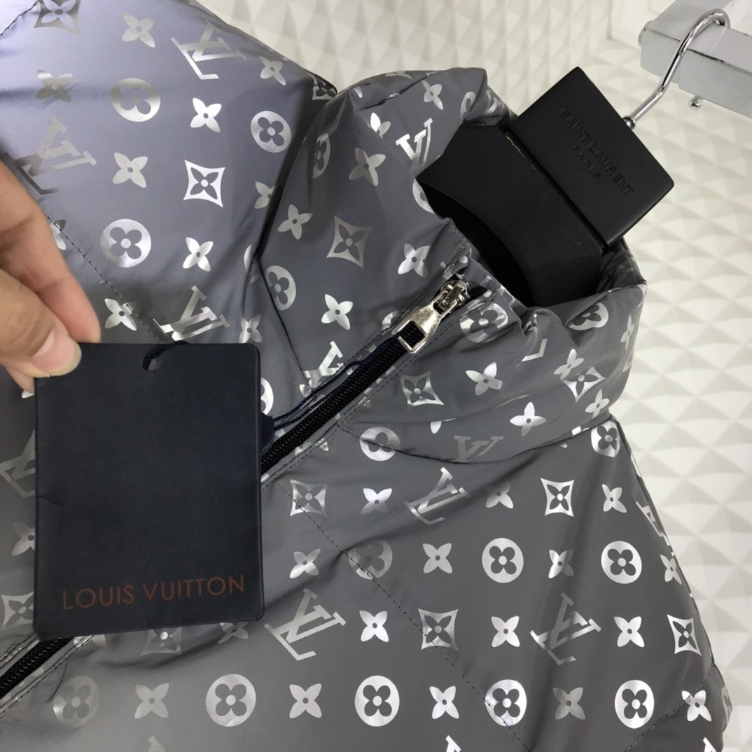 Louis Vuitton Vest MC300579