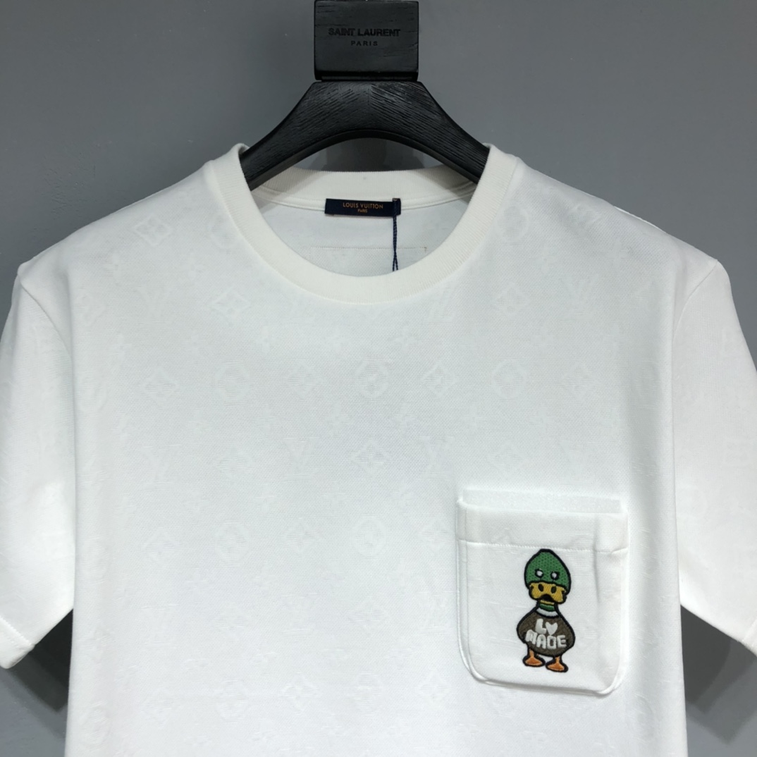 LV 3D MONOGRAM Tshirt