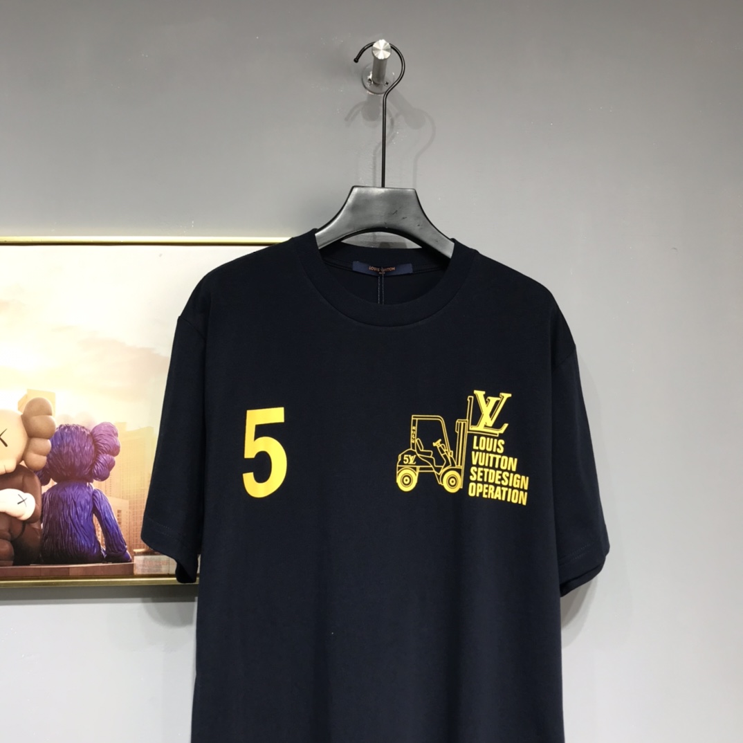 LV  2021SS New Tshirt