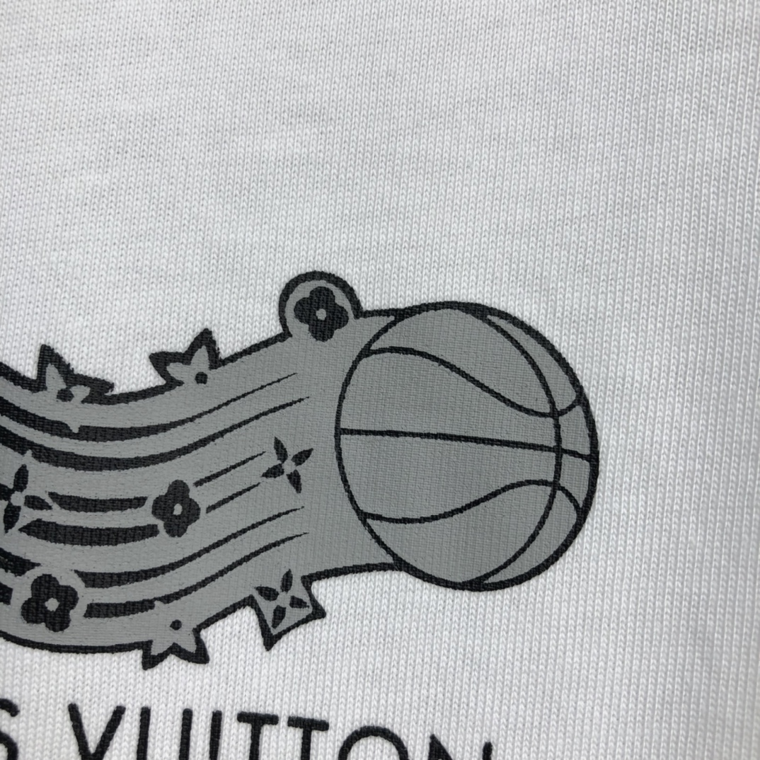 LV  2021SS New Tshirt