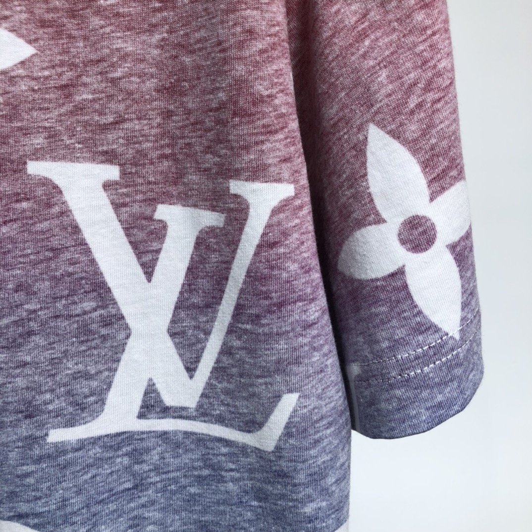 Louis Vuitton T-shirt Monogram Escale Printed