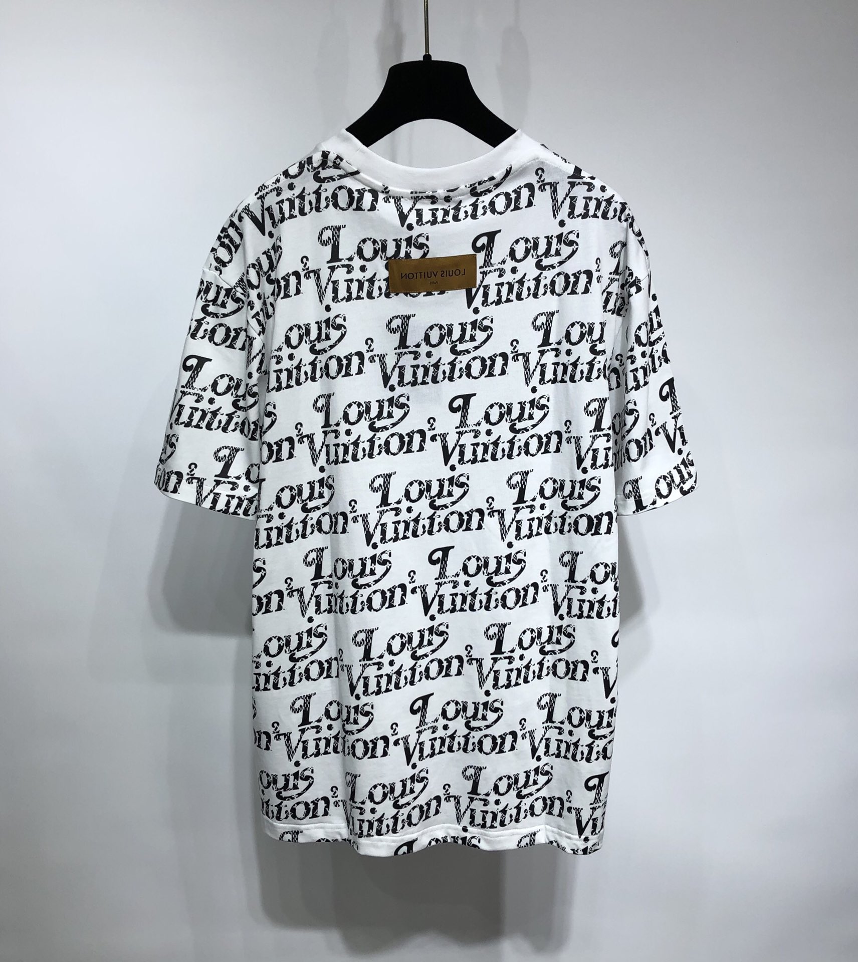 Louis Vuitton T-shirt Monogram Escale Printed