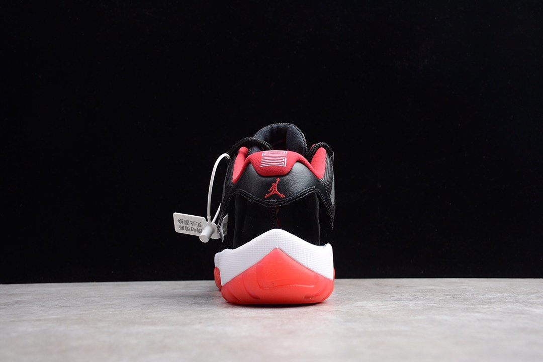 High Quality Air Jordan XI Retro High Bred correct toe box best version