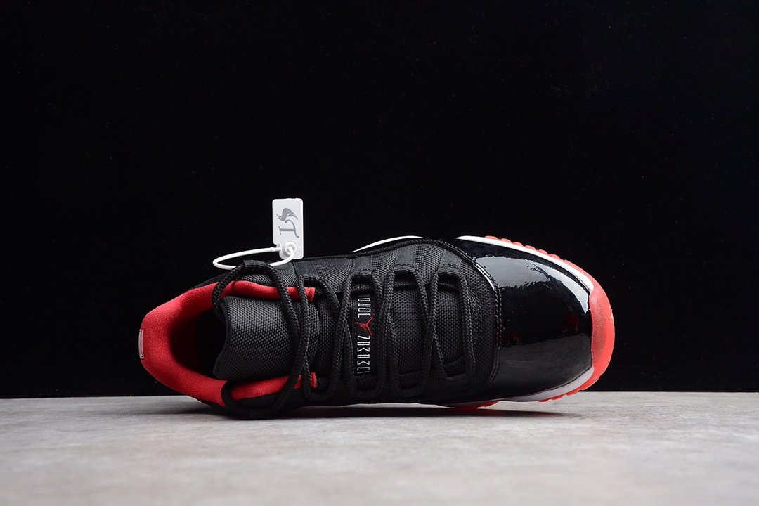 High Quality Air Jordan XI Retro High Bred correct toe box best version