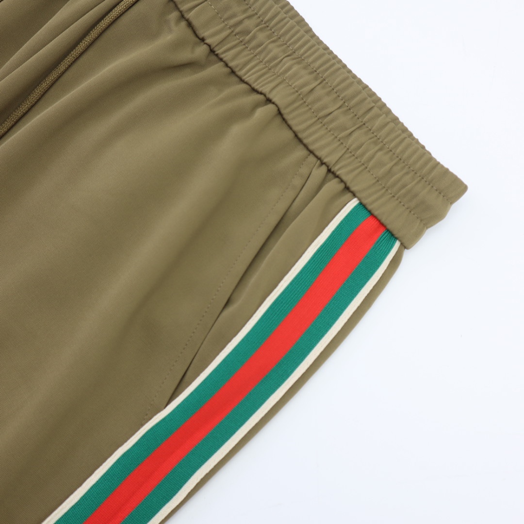Gucci Pants Technical jersey jogging in Blue