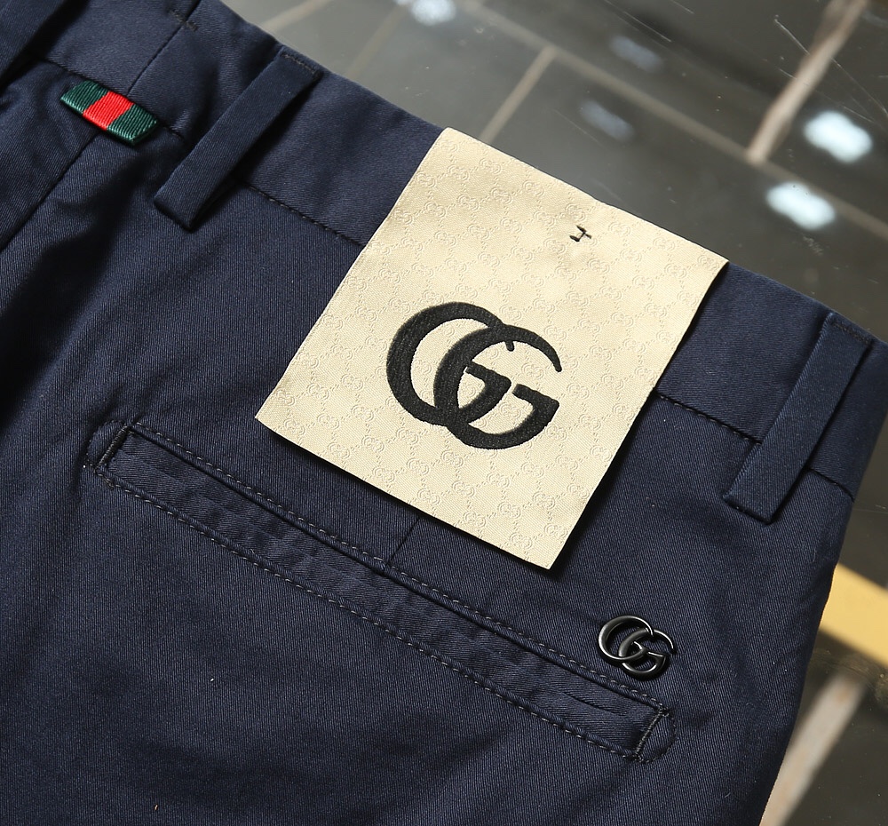 Gucci Pants Cotton with stripes in Black