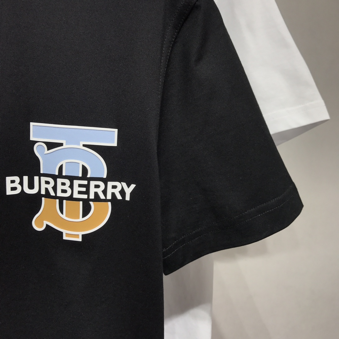 Burberry T-shirt Location Print Cotton Oversized