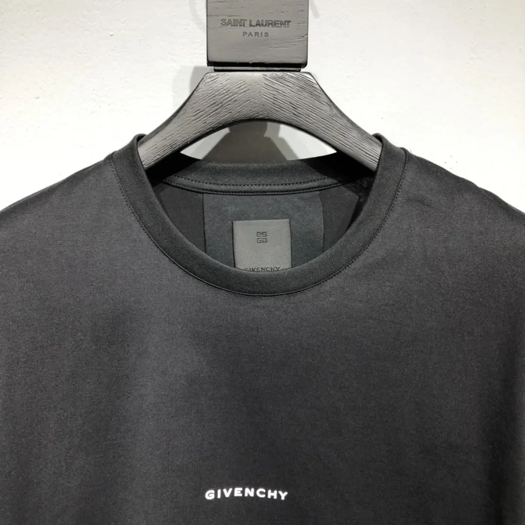 GIVENCHY 2022SS new arrival T-shirt in black