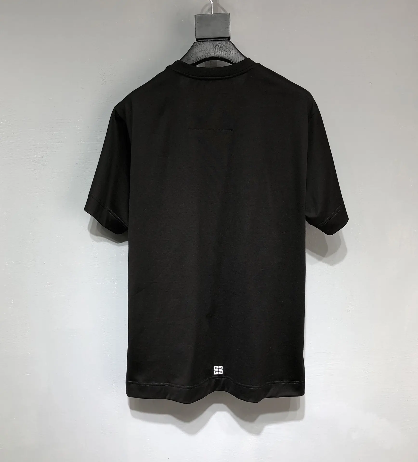 GIVENCHY 2022SS new arrival T-shirt in black