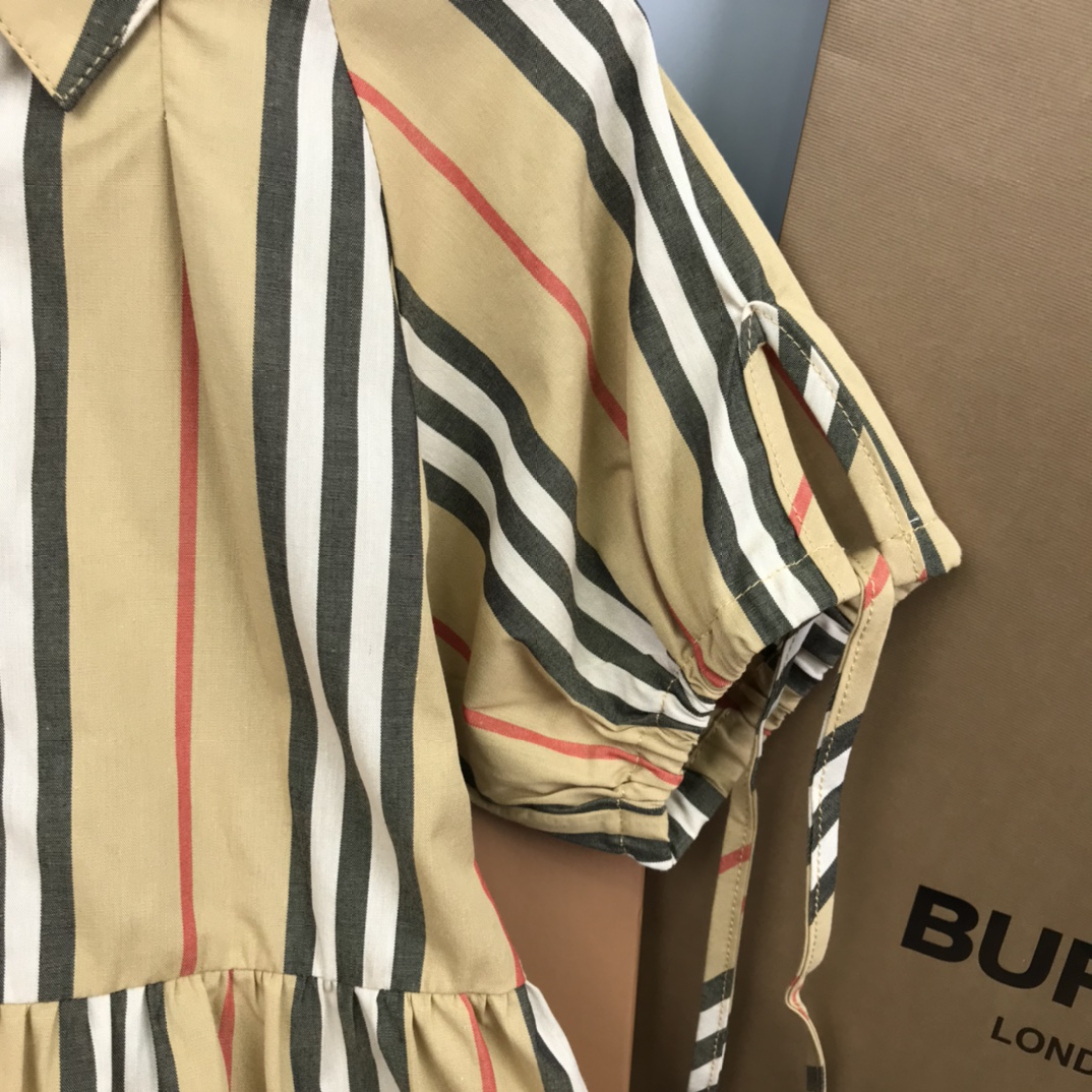 Burberry 2022 Classic Girl Dress