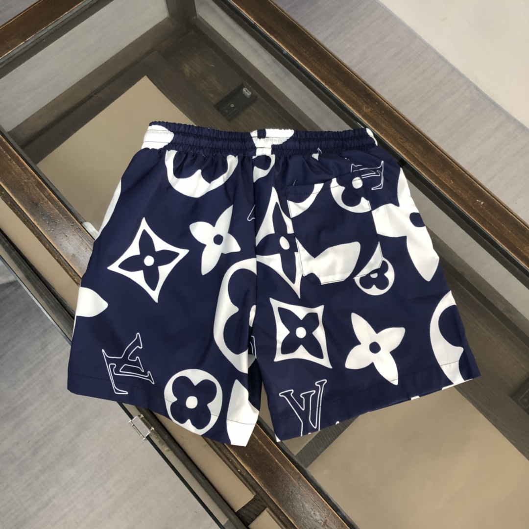 LV fashion show ins hot sale beach shorts