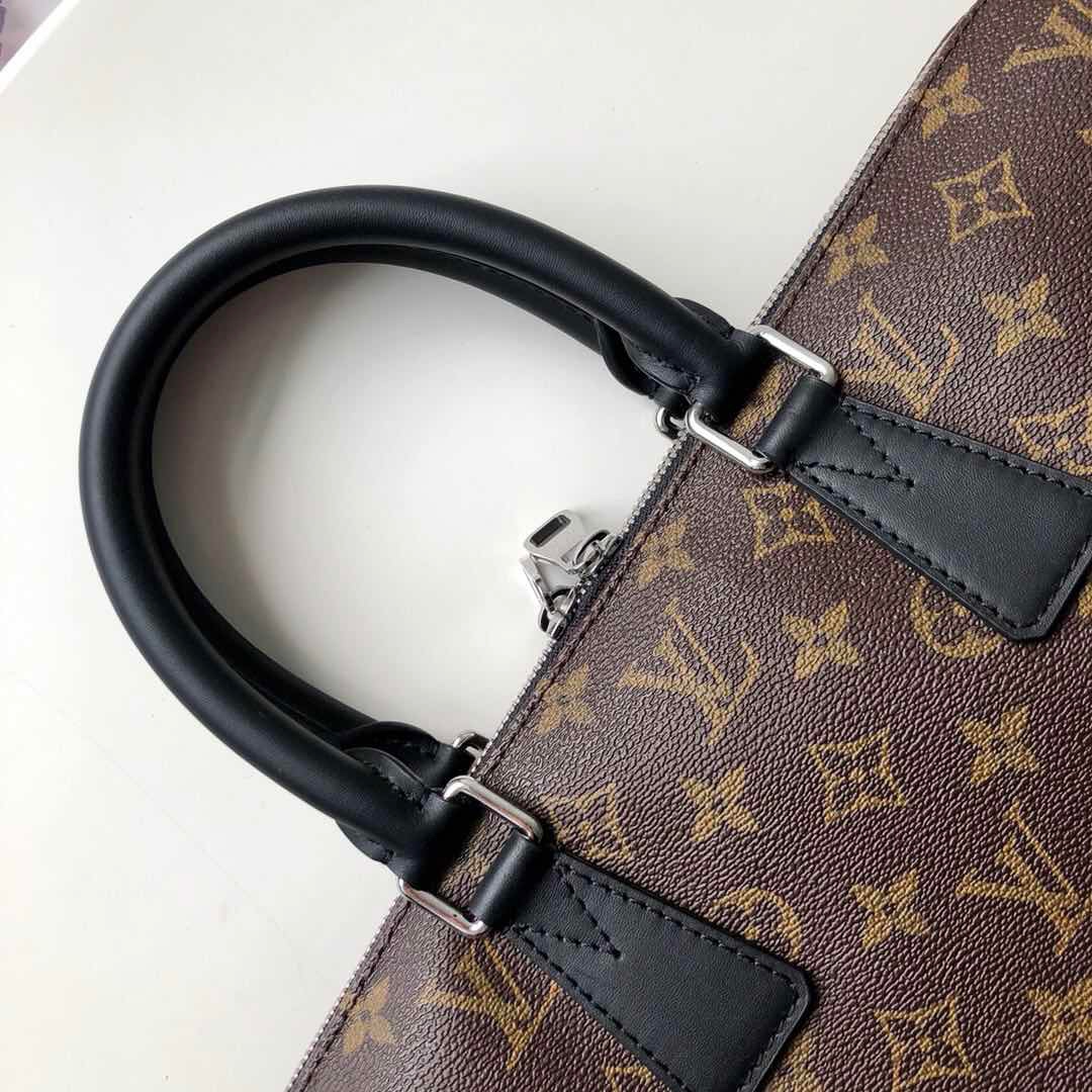 Louis Vuitton Porte-Documents Voyage Handbags 