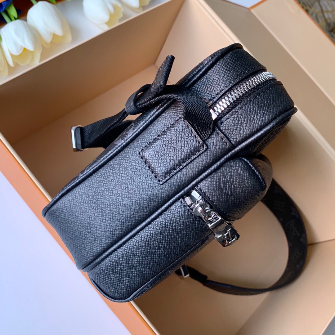 Louis Vuitton Outdoor Handbags 