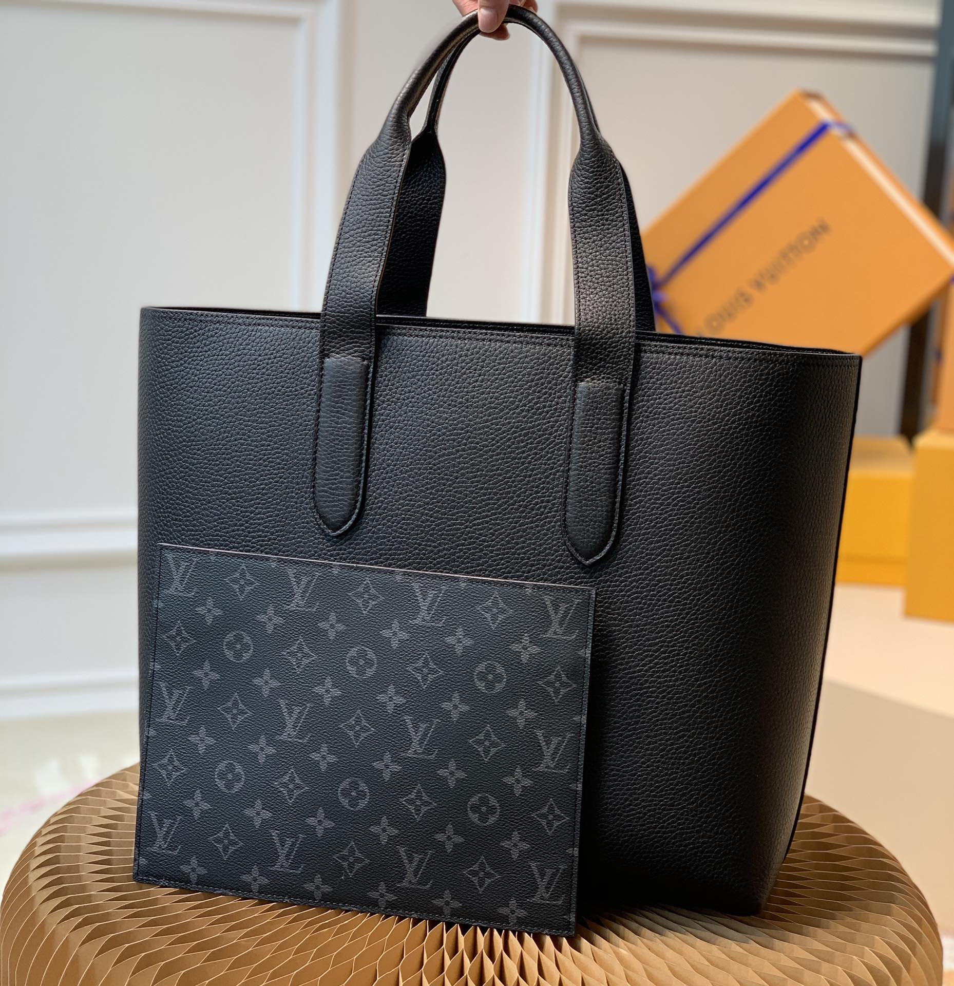 Louis Vuitton Cabas Voyage Handbags 