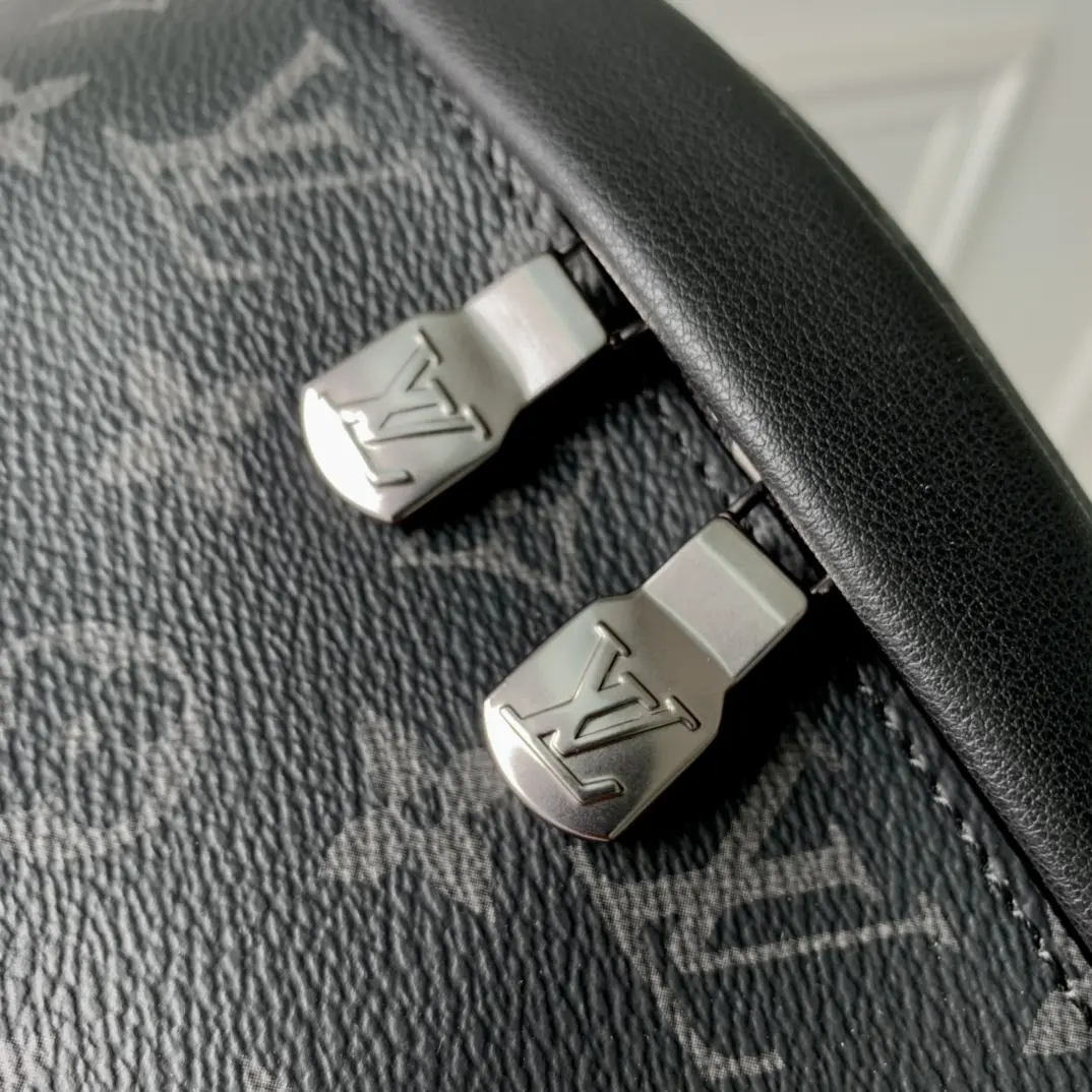 Louis Vuitton 2022 waist bags