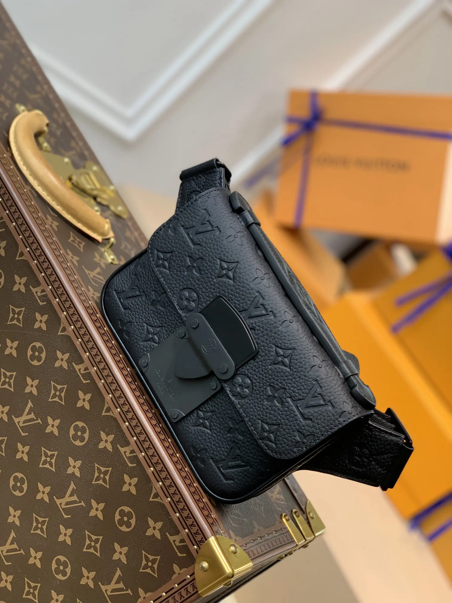 Louis Vuitton 2022 S Lock Sling Handbags M80587