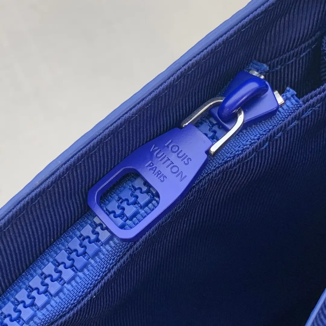 Louis Vuitton 2022 S Lock 4A Handbags M80582