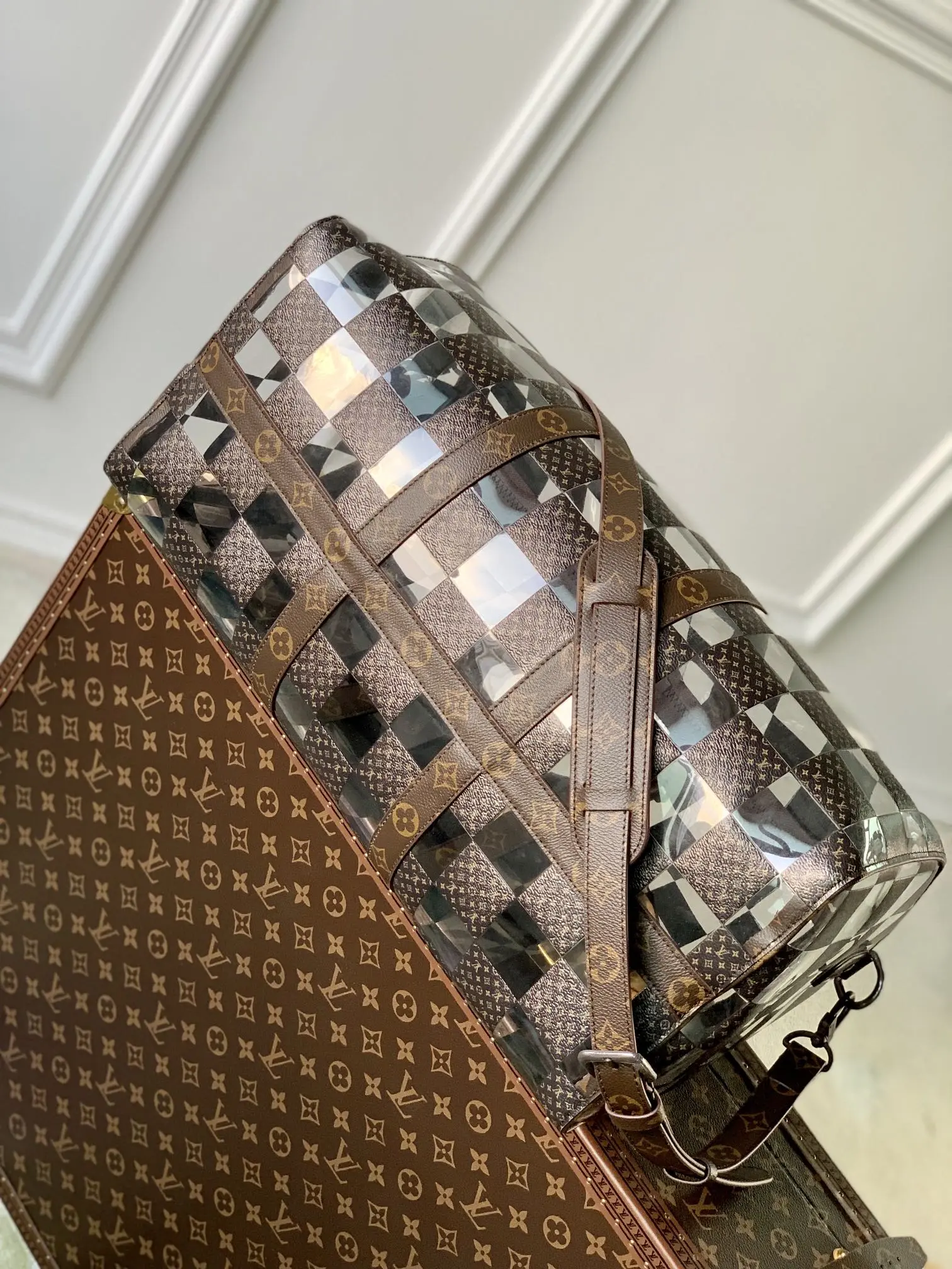 Louis Vuitton 2022 new sling bag