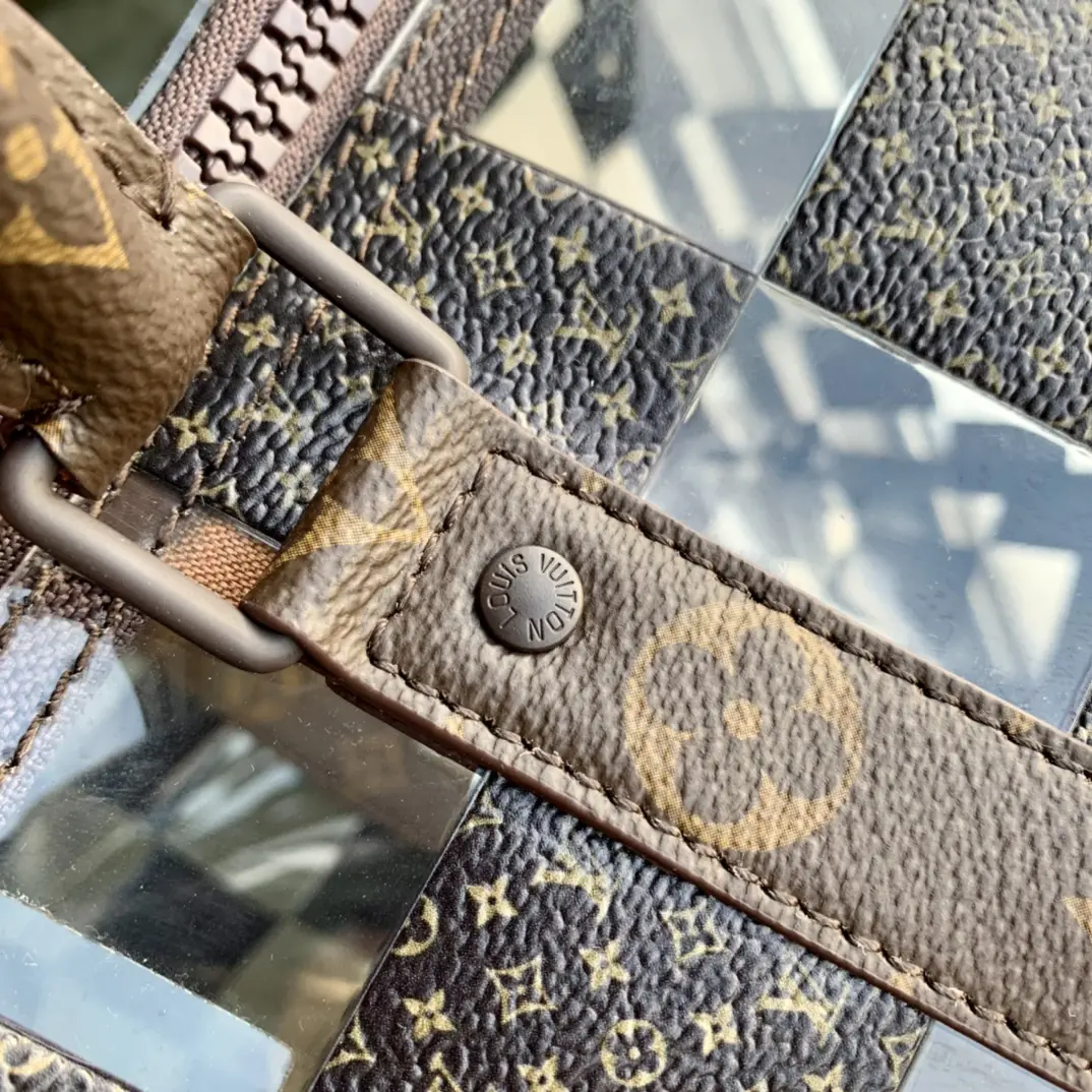 Louis Vuitton 2022 new sling bag