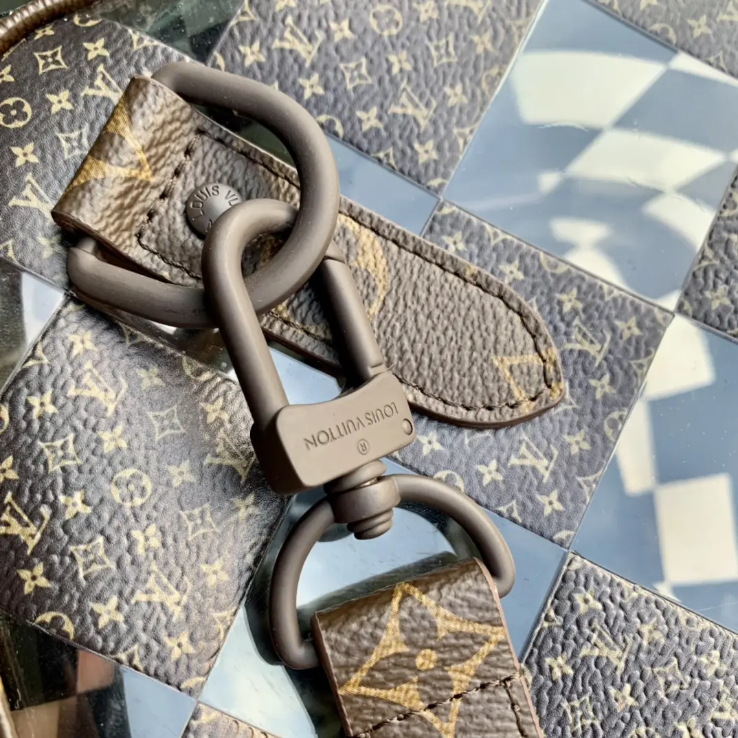 Louis Vuitton 2022 new sling bag