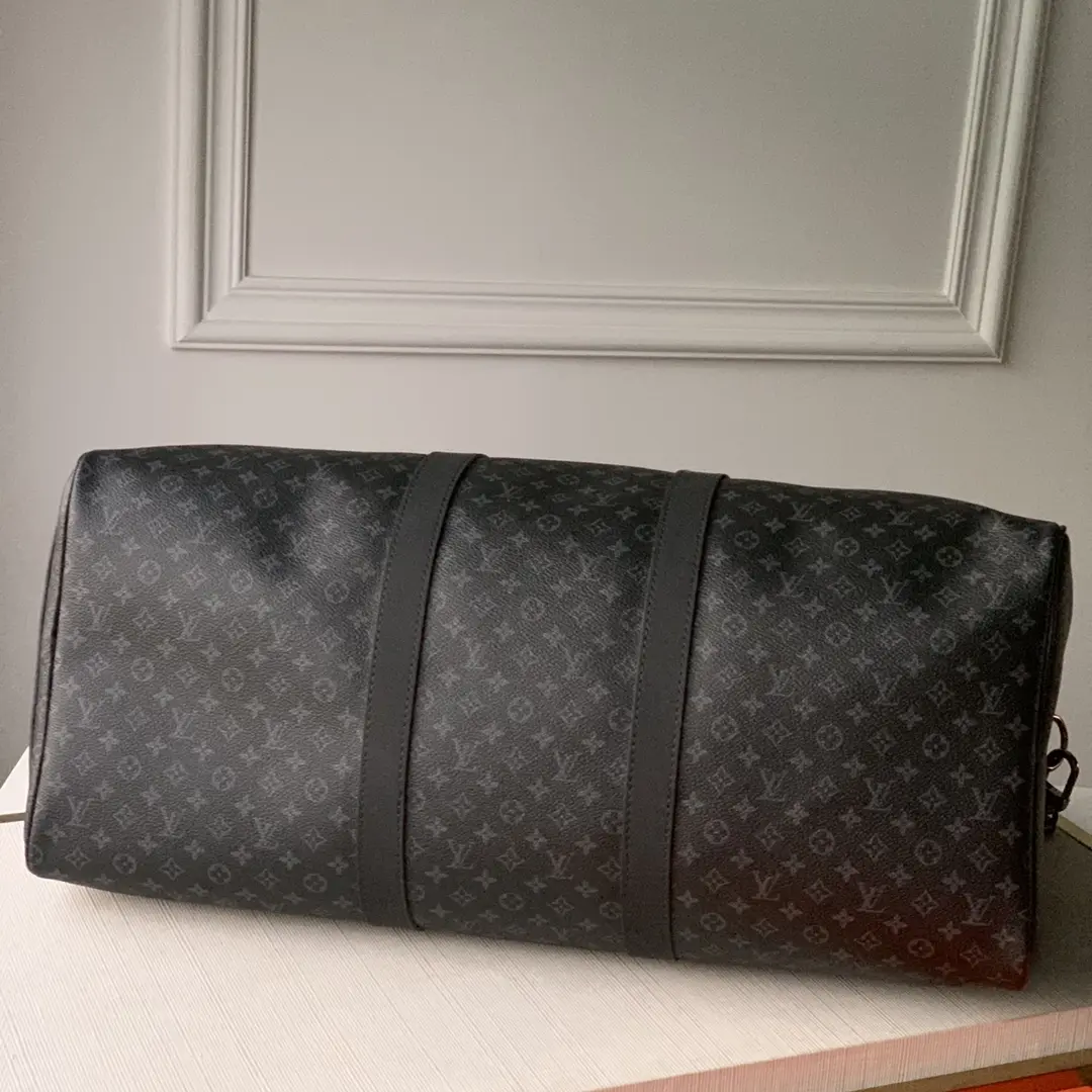 Louis Vuitton 2022 new fashion Duffle Bags M56856