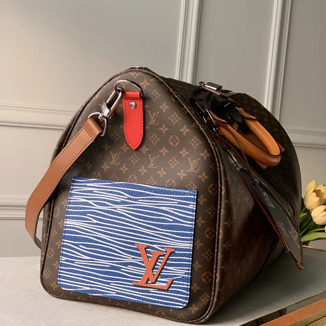 Louis Vuitton 2022 new fashion Duffle Bags M56855