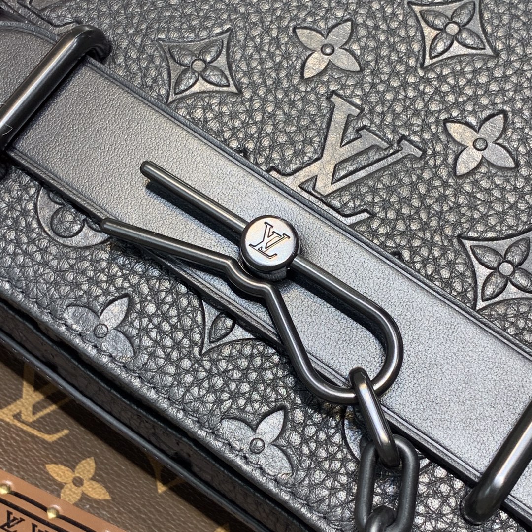 Louis Vuitton  Steamer Handbags 